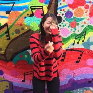 Meet your Posher, Esther